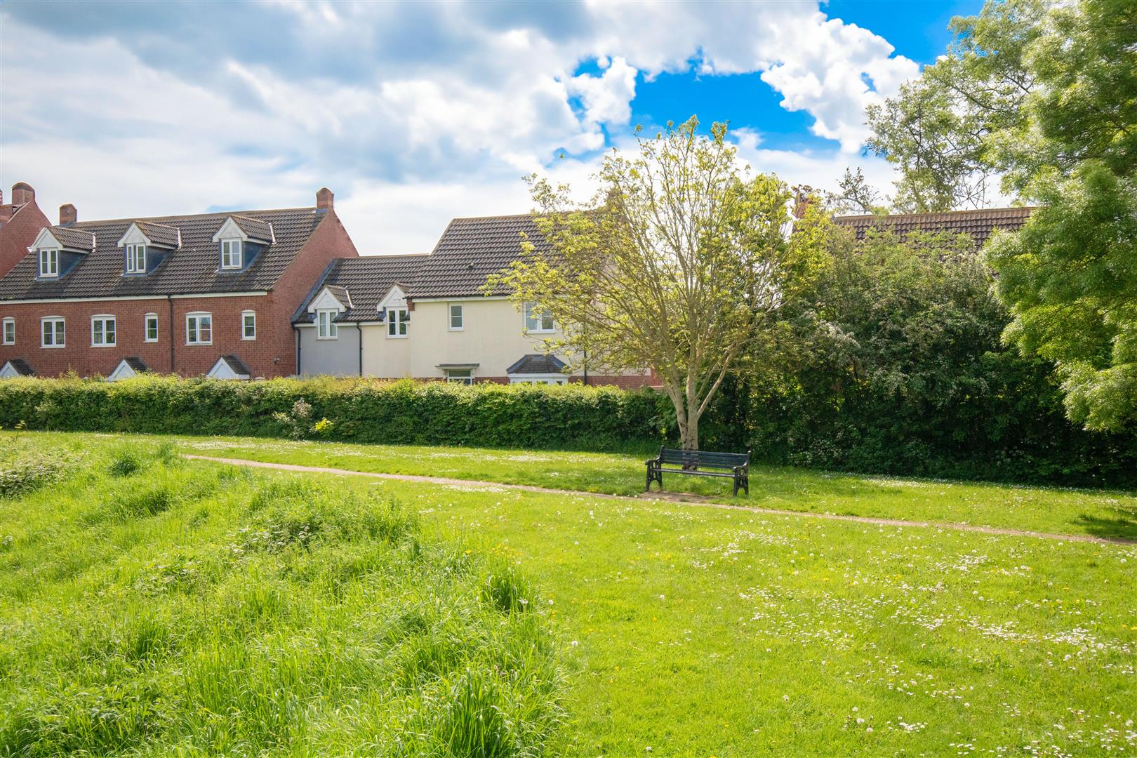 Canal Lane, Deanshanger, Milton Keynes